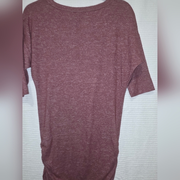 Express Maroon Knit Top - Picture 2 of 7